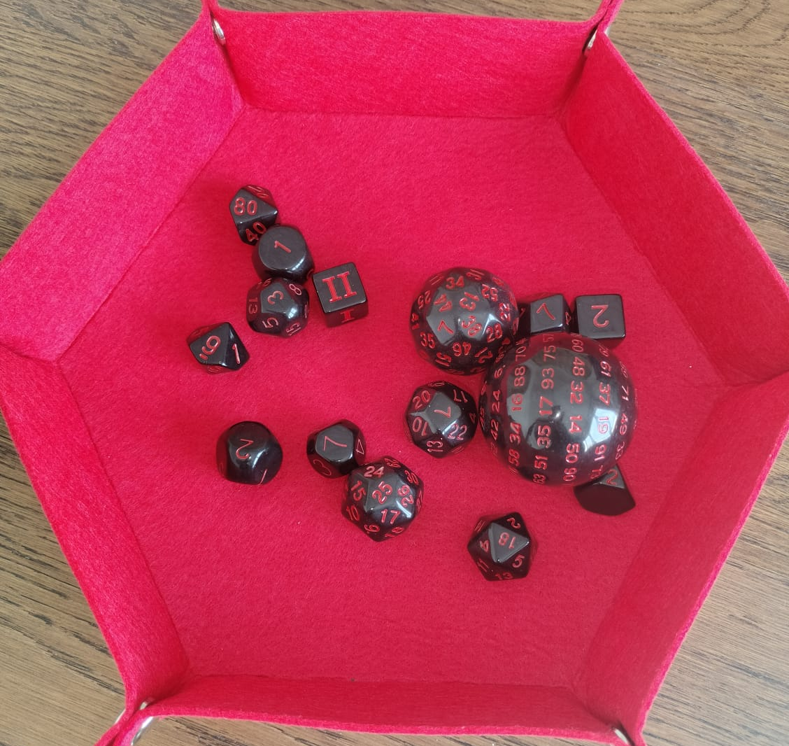 The 15-Piece Extended Dice Set – Red or Green Numbering | Complete Polyhedral Collection for D&D & TTRPGs