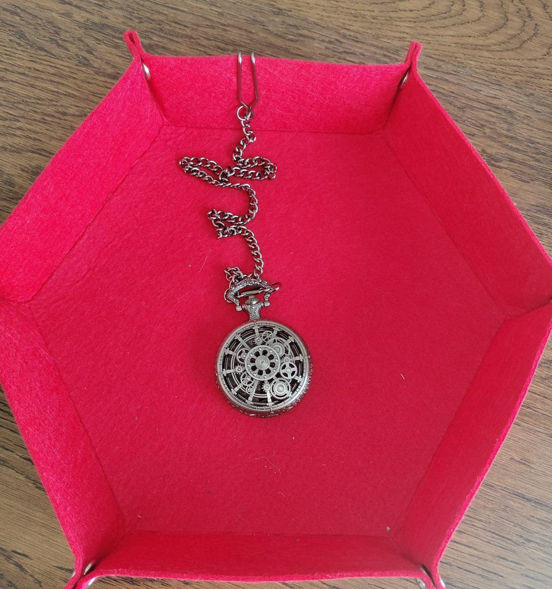 Mini Dice Pocket Watch Set – Tiny Metal RPG Dice in Steampunk Case